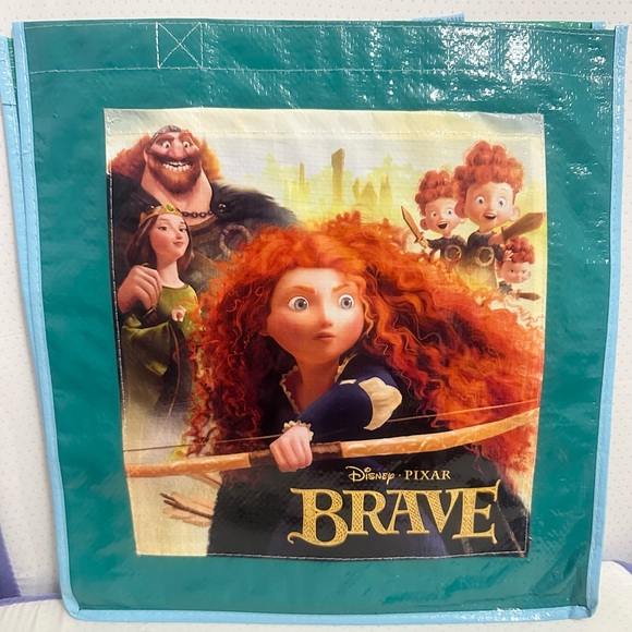 Disney Merida Gift Bundle 🏹 - Picture 7 of 12